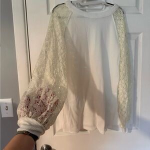 Elegant White Lace Sleeve Top